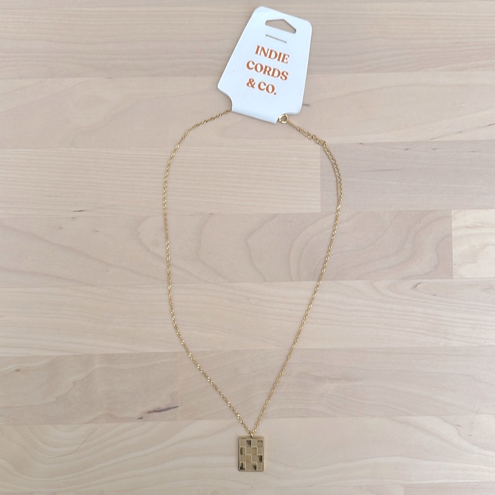 Brand New Checkerboard Pattern Necklace